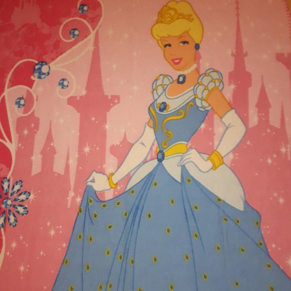 Large Disney Cinderella soft fleece Blanket pink approx 48" x33.5" - Picture 2 of 4